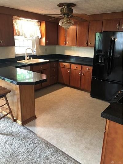 2nd image of 723 Nettie Dr