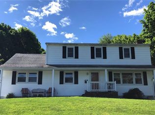 25 Overlook Dr, Warwick, NY 10990