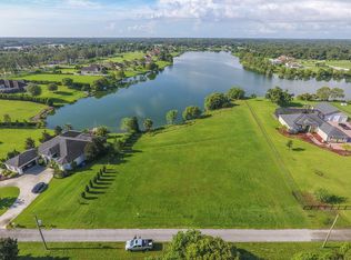 13319 Maple Nut Ln, Dover, FL 33527