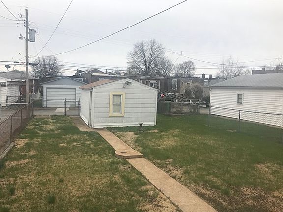 4th image of 4018 Tholozan Ave
