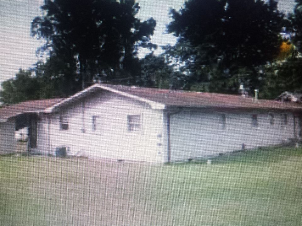 2nd image of 300 SW 2nd St