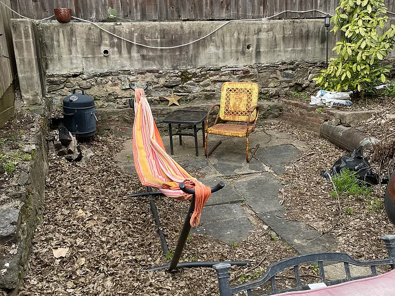 446 Krams Ave — Photo 29