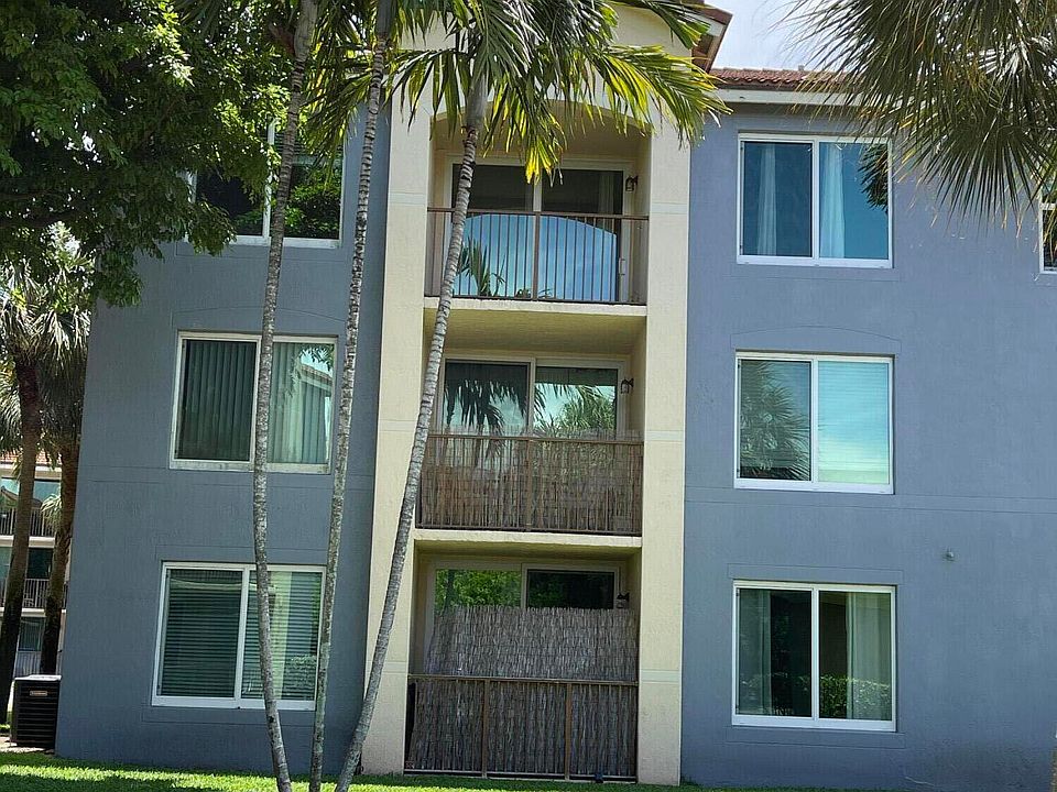 1st image of 1101 Villa Circle #1101
