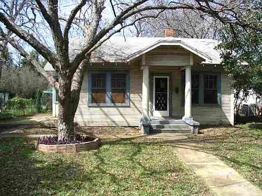 1st image of 107 FAIRBANKS ST