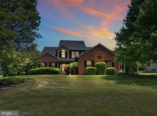 370 Portland Pl, Lititz, PA 17543