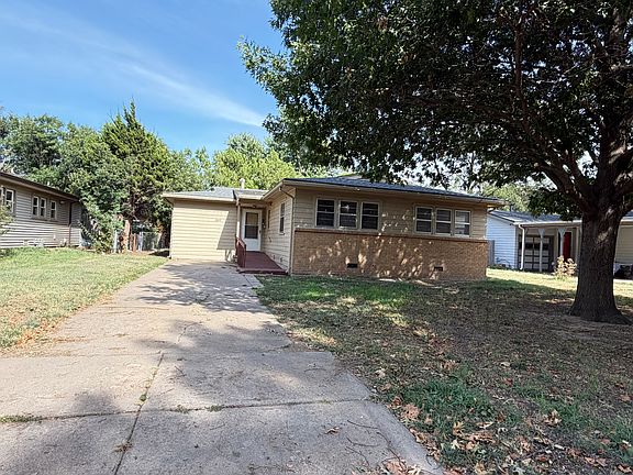 4th image of 2822 S Santa Fe Ave