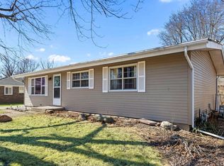 713 S Meadow Ln, Manito, IL 61546