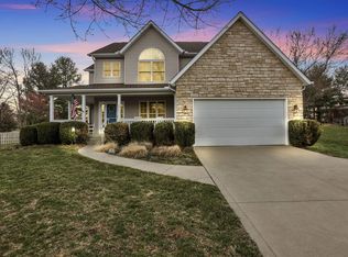 311 Hillgail Rd SW, Pataskala, OH 43062