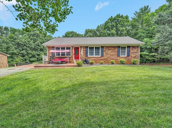 2187 Webster Rd, Glade Hill, VA 24092