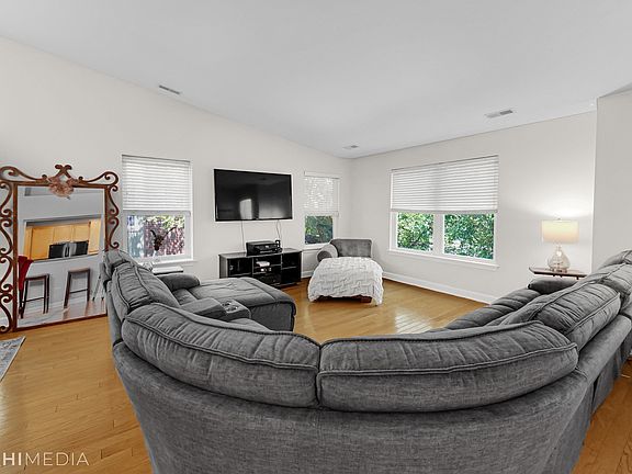 5th image of 470 S Commons Ct #205-02