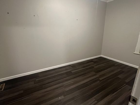 3rd image of 23 Salina St Floor 2