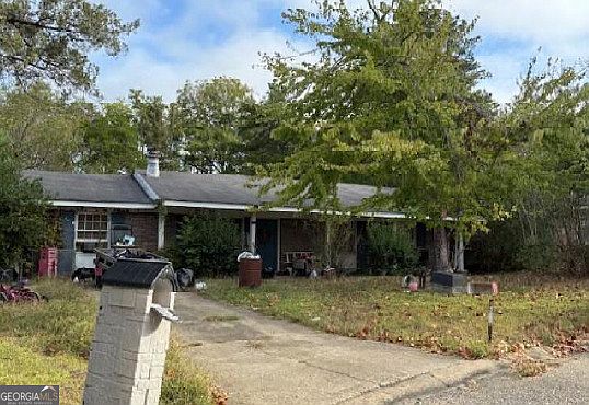 1st image of 411 Stiles Rd