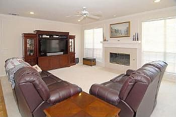 4th image of 2032 Mossberg Dr
