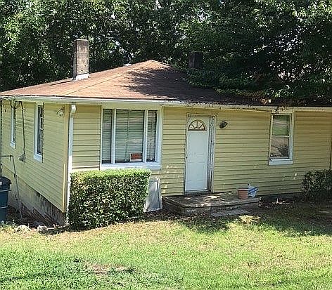 2nd image of 2901 S Roxboro St