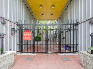 668 W 6th Ave #206, Vancouver, BC V5Z 1A3