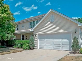 208 S Ronda Rd, McHenry, IL 60050