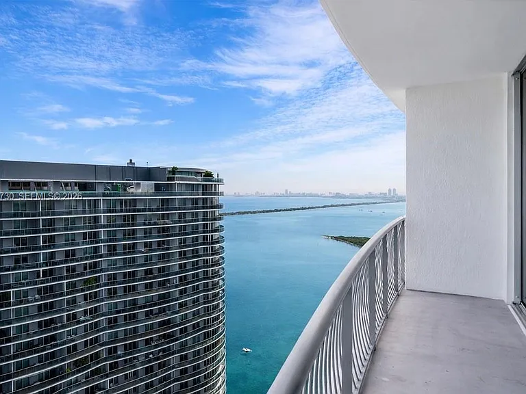 1750 N Bayshore Dr #3811 — Photo 8