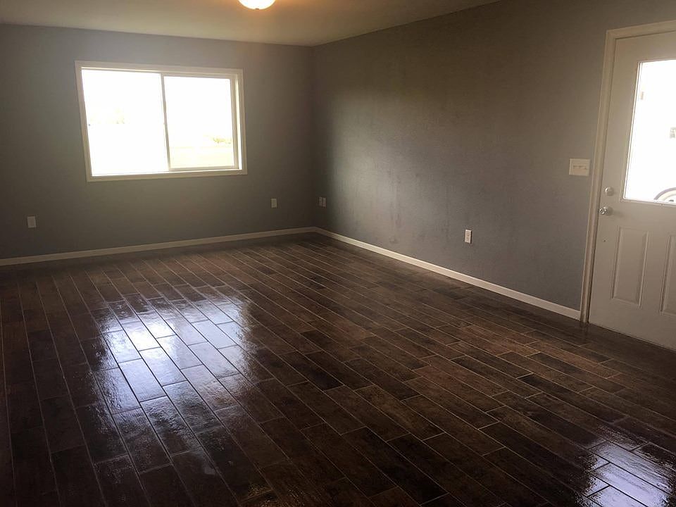 2nd image of 715 7th Ave #1