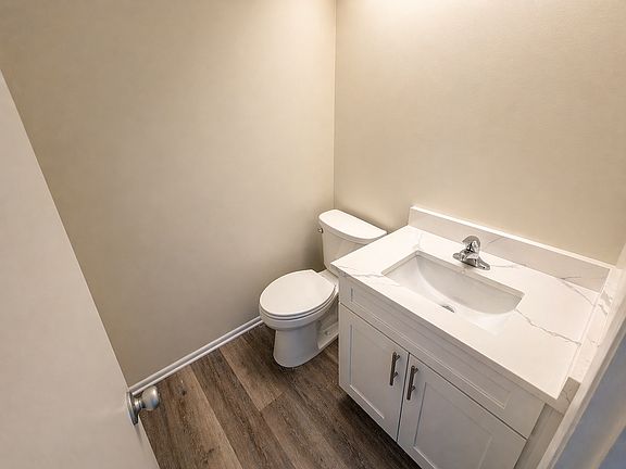 4th image of 28 Lake Vista Trl APT 205