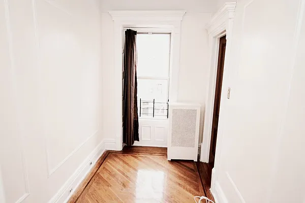 Rented by J. Francois and Associates | media 6