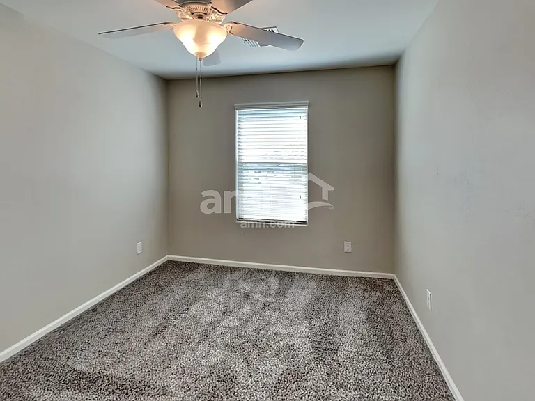 20769 W Thomas Rd — Photo 12