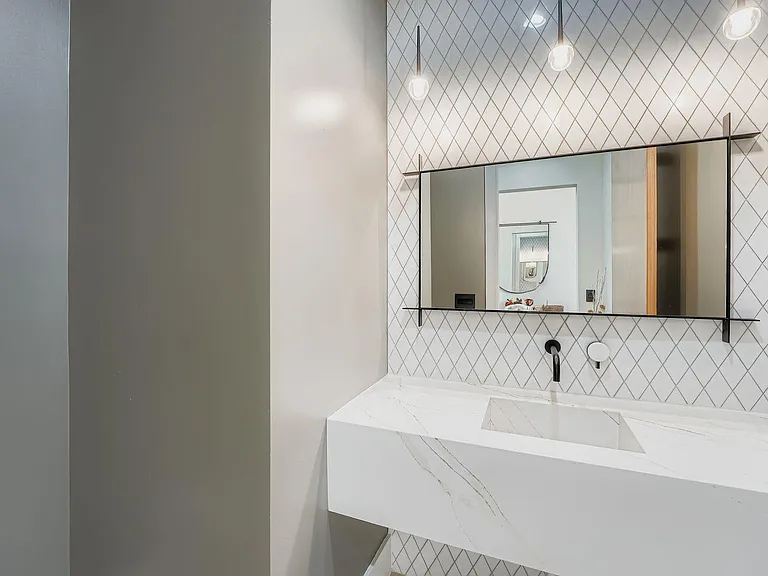 6412 Lantern View Dr — Photo 17