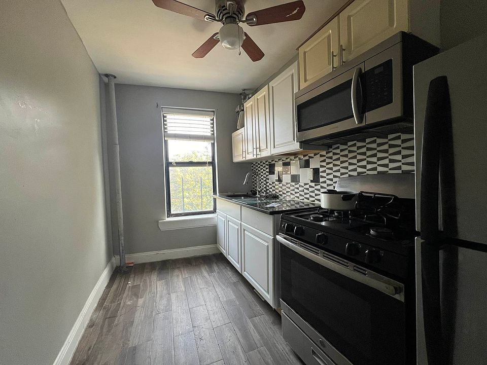 2nd image of 3165 Decatur Ave APT 3C