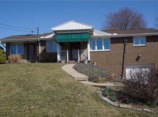 347 Jenny Lynn Dr, Coraopolis, PA 15108