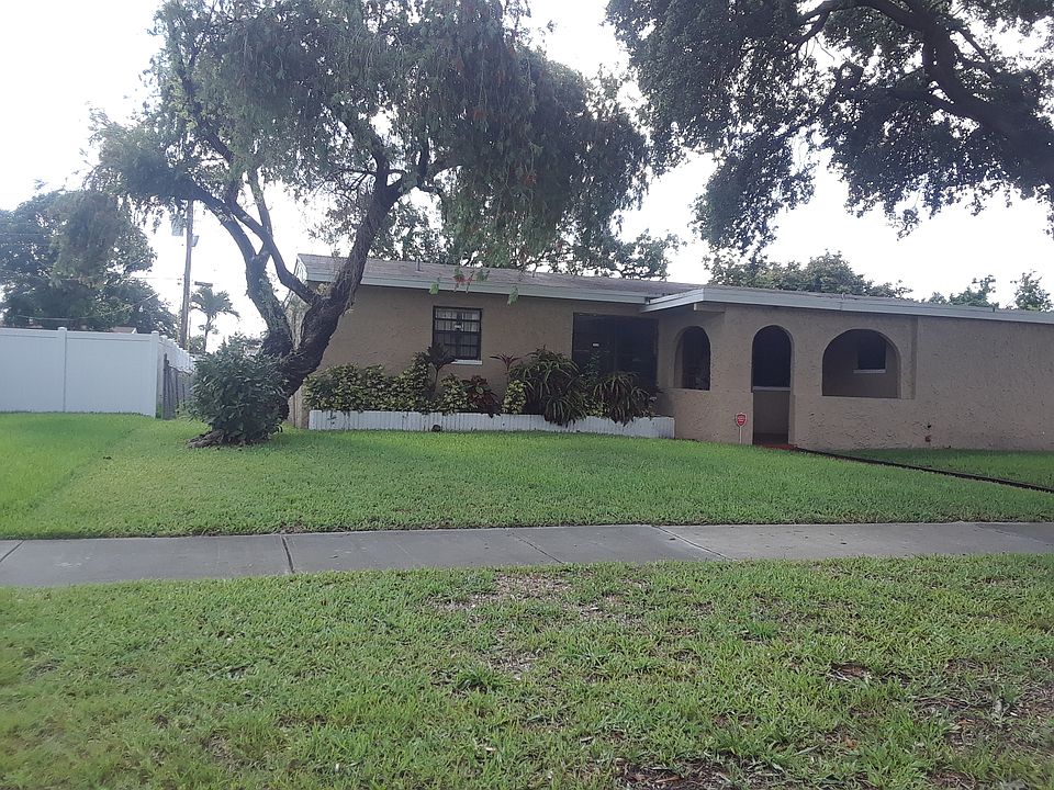 2nd image of 17955 NW 7th Ave
