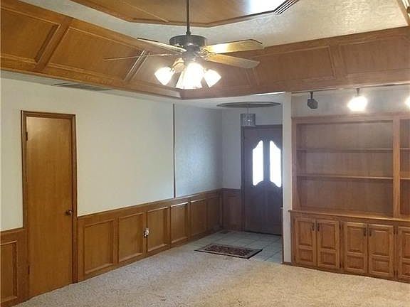 3rd image of 208 Wilderness Dr