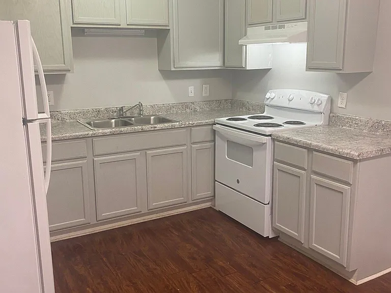 741 Springville Rd #J — Photo 6