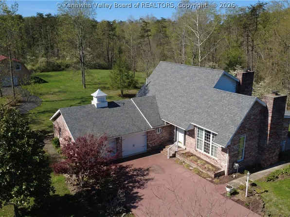 1470 Tyler Creek Rd, Salt Rock, WV 25559