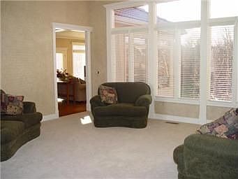 5th image of 4226 NE Edmonson Ct
