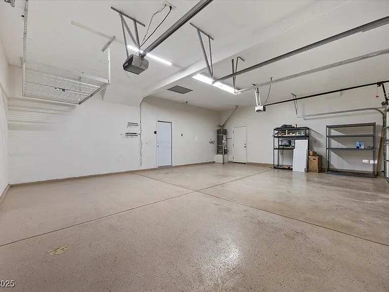 6332 Peggotty Ave — Photo 39