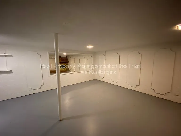 926 Hilltop Blvd — Photo 7