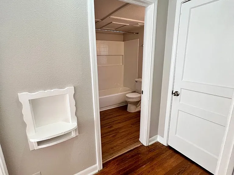 734 Donaldson Ave — Photo 17