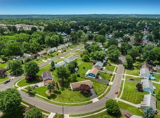 226 Lea Ln, Warminster, PA