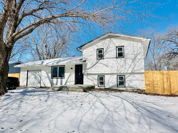 508 E Helbert St, Mulvane, KS 67110