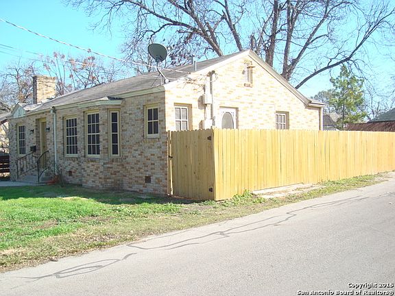 2nd image of 1930 W Wildwood Dr