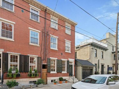244 Queen St, Philadelphia, PA, 19147