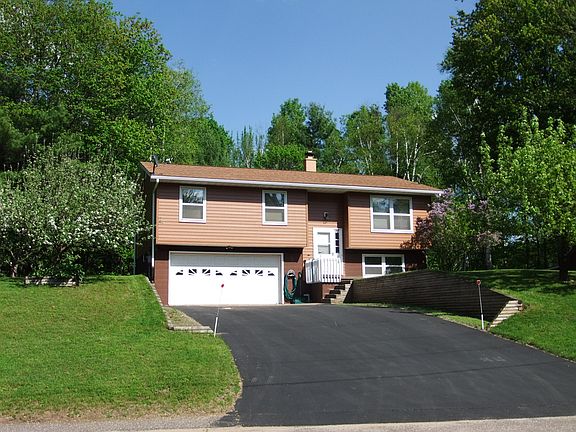 3rd image of 47 S Tracie Ln