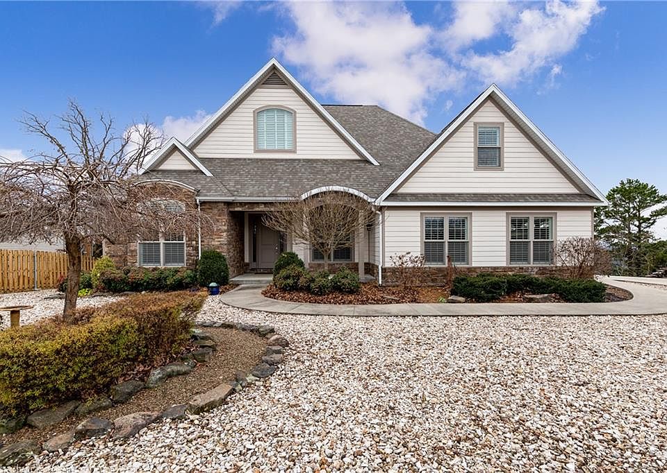 1st image of 153 Holiday Island Dr