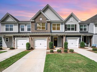 6838 Harris Bay Rd, Charlotte, NC 28269