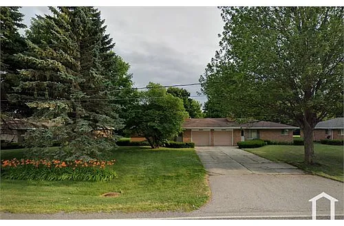 2821 Kochville Rd Photo 1