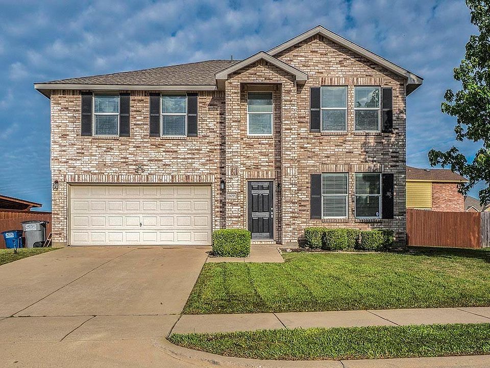 1st image of 609 Marbury Way