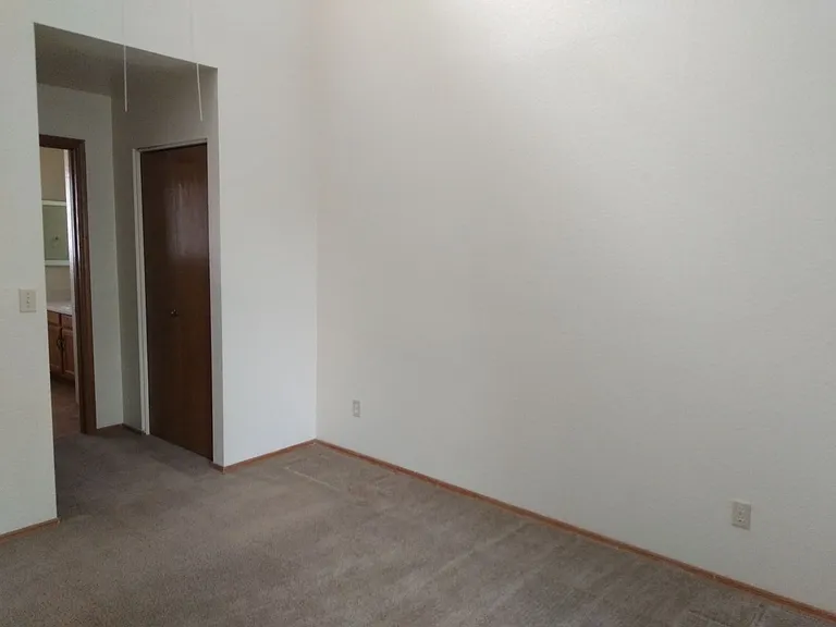 937 W Madera Ln — Photo 33