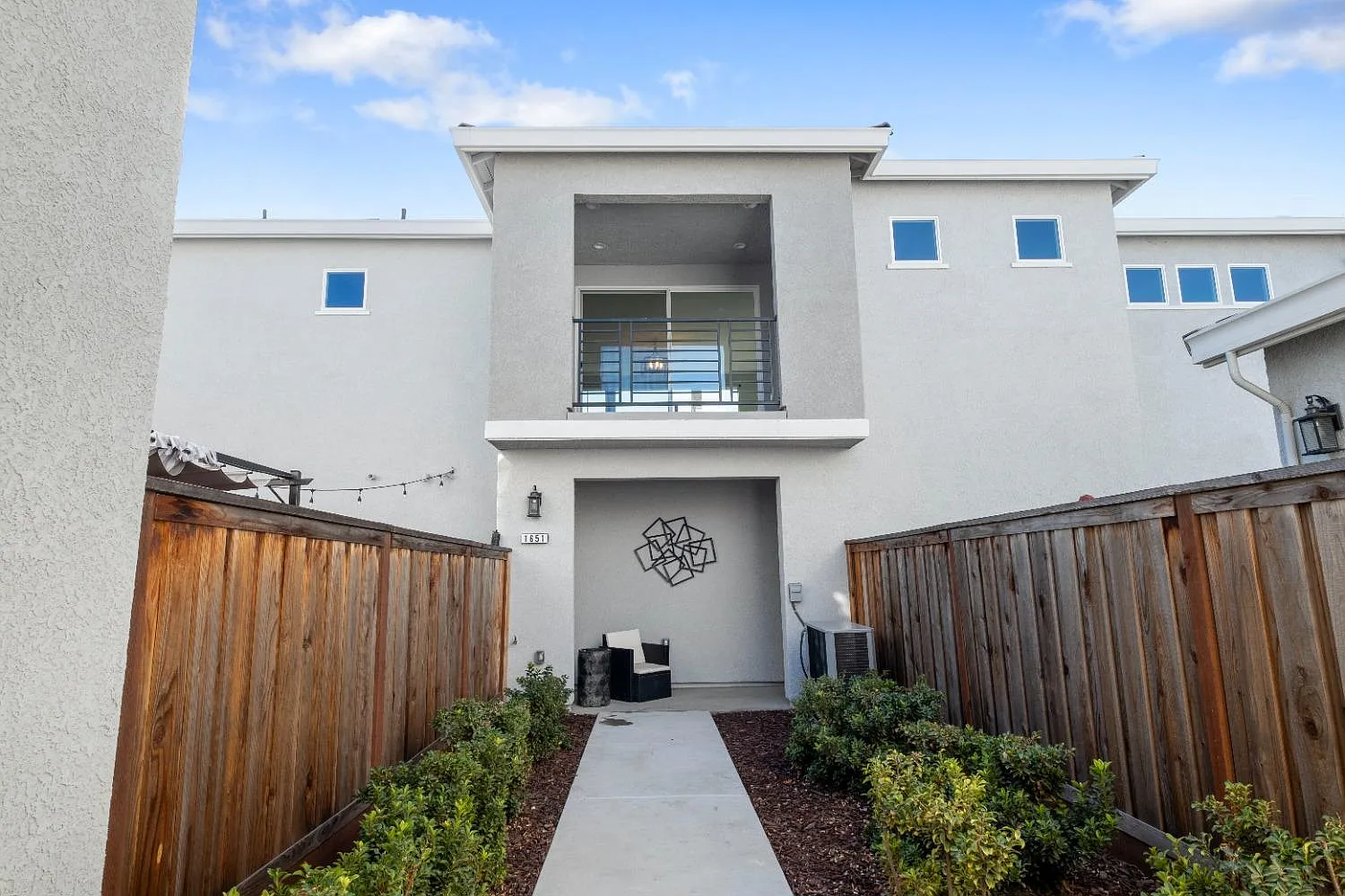 1651 Currents Way photo 1