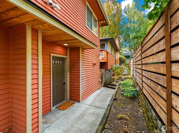 2008 15th Ave South, Seattle, WA 98144