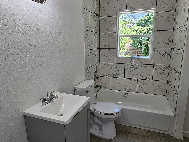 8125 Easton St — Photo 18