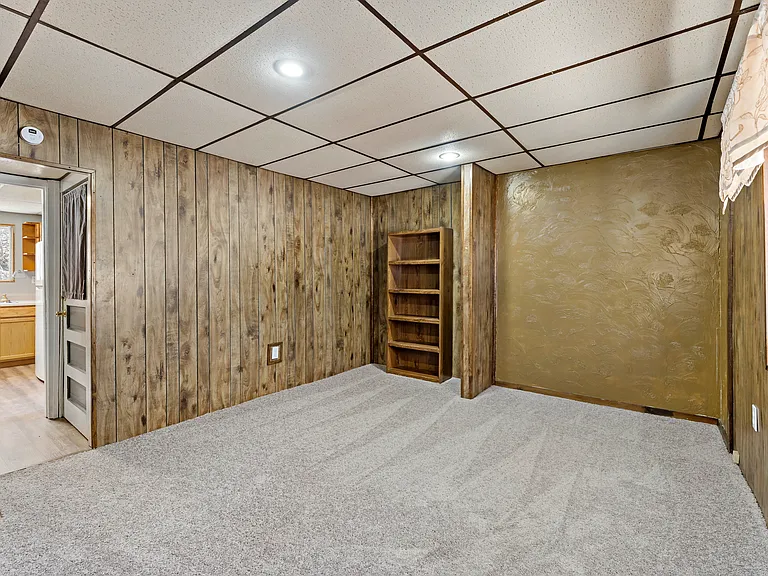 725 Mifflin Rd — Photo 11